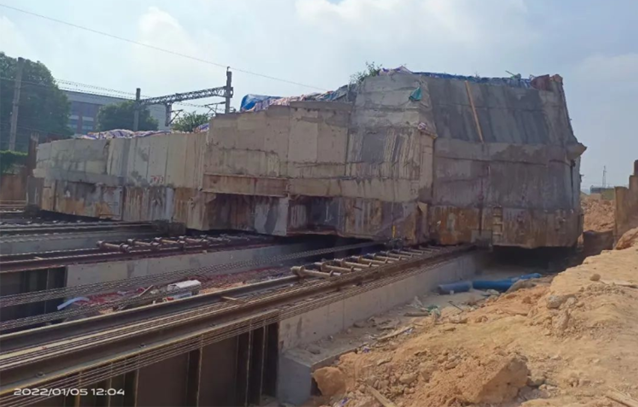 廣州市文物保護單位“湛橫雲夫婦合葬墓”遷移工程