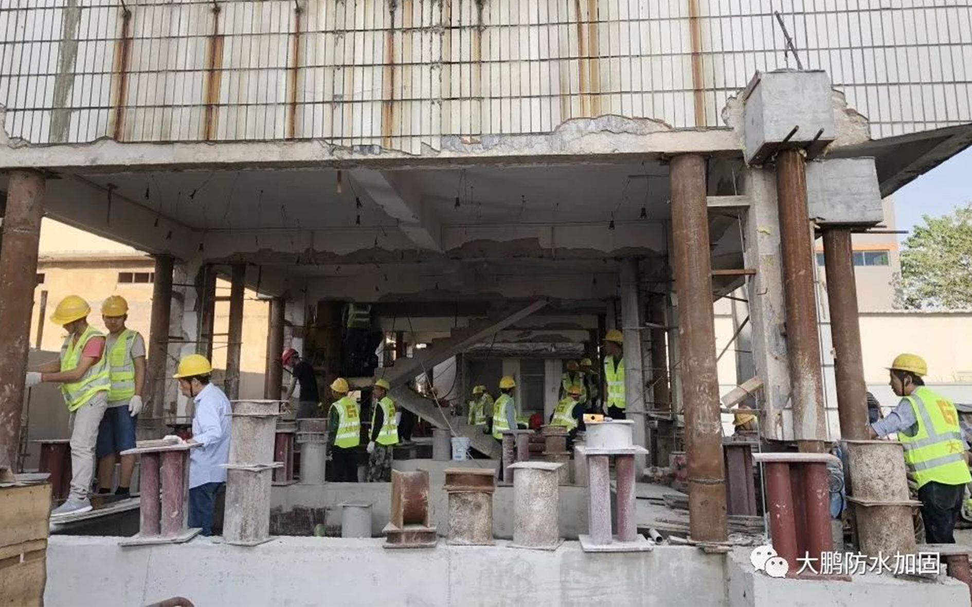 廣州市白雲區新科加油站頂升工程