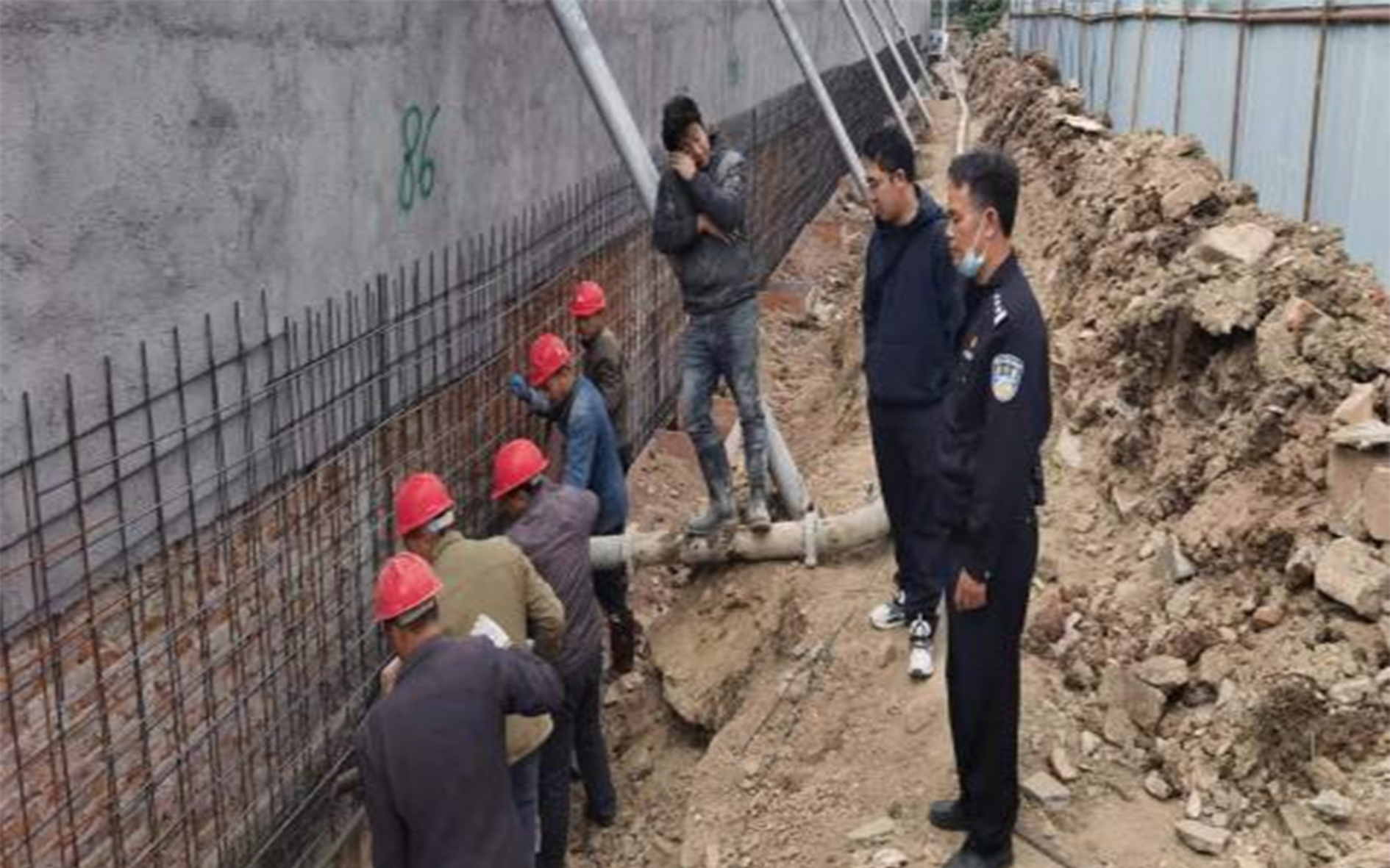 廣州市消防卷盤廠大圍牆及勞動生產人員宿舍維修加固工程